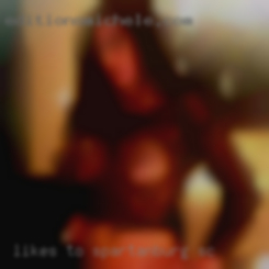 Likes near Spartanburg, SC to kiss passionately.